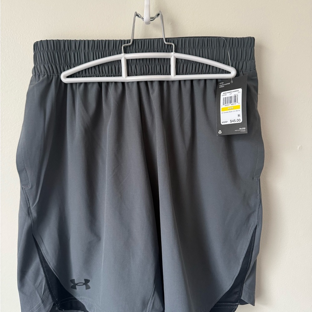 NWT Under Armour Men's Gray Shorts-Medium